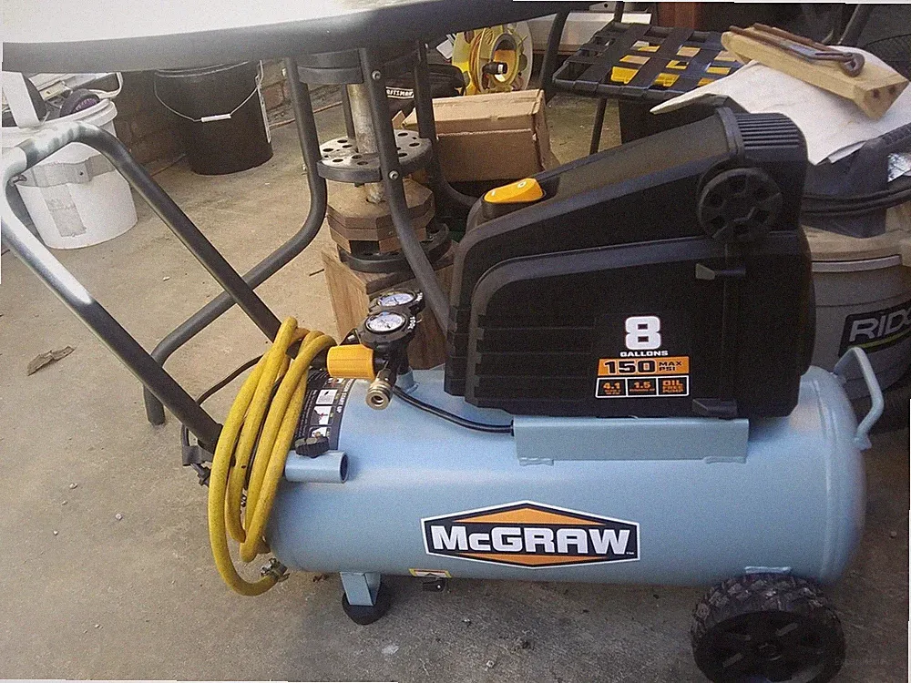 MCGRAW 8 Gallon Oil Free Portable Air Compressor 1.5 HP Motor, 150 PSI Workshop