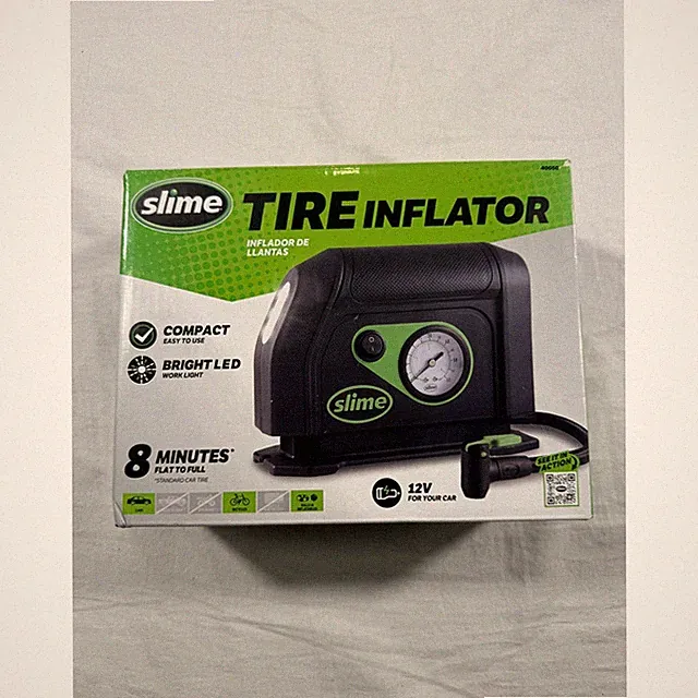 Slime Tire Inflator Automotive Black NEW/OPEN BOX 12V Compact LED Light 40050